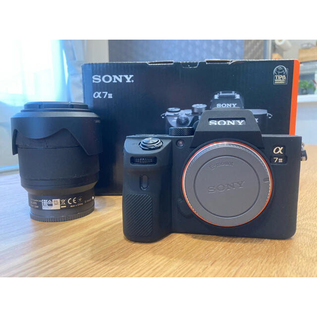 【超美品】SONY α7iii フルサイズ ミラーレス カメラ ズームレンズ