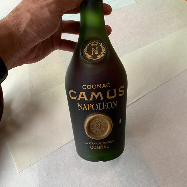 古酒　camus ブランデー 食品/飲料/酒の酒(ブランデー)の商品写真