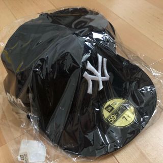 モマ(MOMA)の【新品】MOMA NEW ERA YANKEES ニューエラ(キャップ)