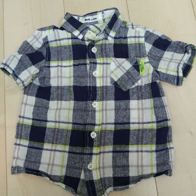 BEBE Noeil(ベベノイユ)のノイユべべ　シャツ　100 キッズ/ベビー/マタニティのキッズ服男の子用(90cm~)(Tシャツ/カットソー)の商品写真