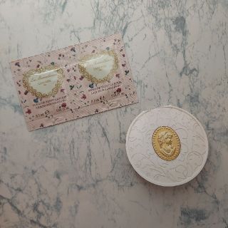 レメルヴェイユーズラデュレ(Les Merveilleuses LADUREE)のラドュレ　ファンデーション　サンプル(ファンデーション)