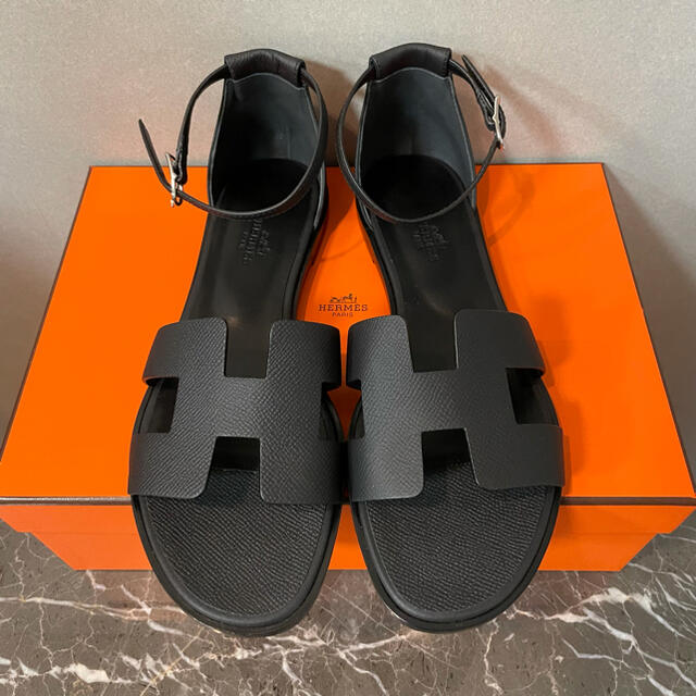 Hermes - Manu様専用 新品 未使用 エルメス HERMES サントリーニ 38 黒 Hermes - Manu様専用 新品 未使用 エルメス HERMES サントリーニ 38 黒