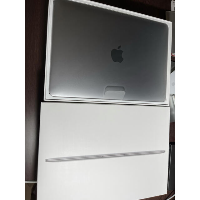 Mac (Apple)(マック)の【美品】MacBook 12inch 2017年式 シルバー(値下げ) スマホ/家電/カメラのPC/タブレット(ノートPC)の商品写真