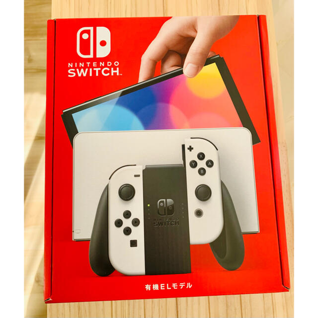 Nintendo Switch(ニンテンドースイッチ)のNintendo Switch 有機ELモデル ホワイト エンタメ/ホビーのゲームソフト/ゲーム機本体(家庭用ゲーム機本体)の商品写真