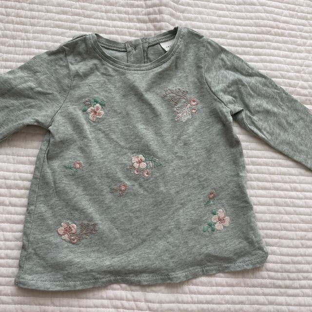 babyGAP(ベビーギャップ)の保育園着　70サイズ キッズ/ベビー/マタニティのベビー服(~85cm)(Ｔシャツ)の商品写真