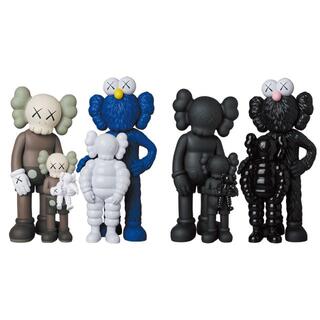 Kaws family brown black  2種セット カウズ(その他)