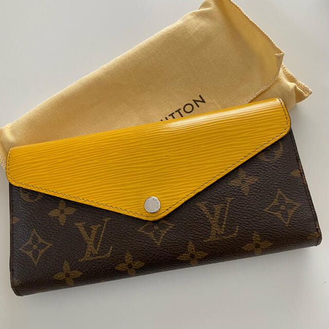 LOUIS VUITTON(ルイヴィトン)のルイヴィトン　長財布　黄色 レディースのファッション小物(財布)の商品写真