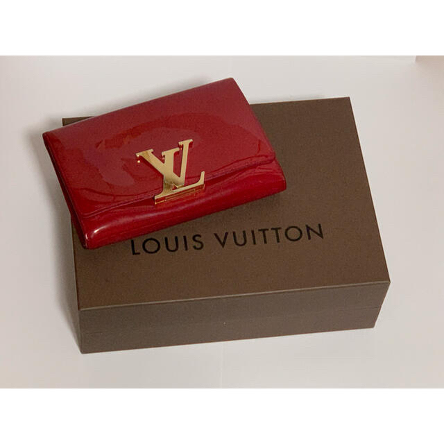 LOUIS VUITTON(ルイヴィトン)の値下げしました！ルイヴィトン　ヴェルニ　ポシェットルイーズ　クラッチバッグ レディースのバッグ(クラッチバッグ)の商品写真