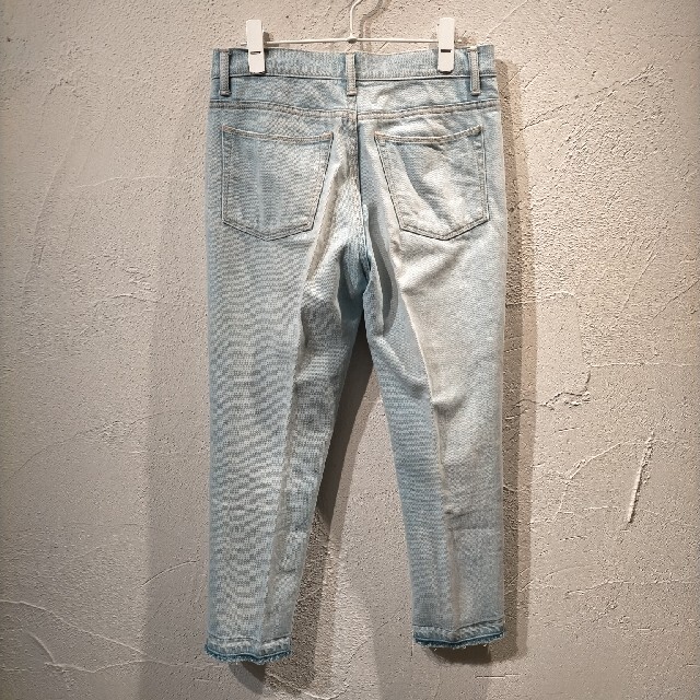 JOURNAL STANDARD(ジャーナルスタンダード)のJS RELUME ブリーチカットオフデニム レディースのパンツ(デニム/ジーンズ)の商品写真