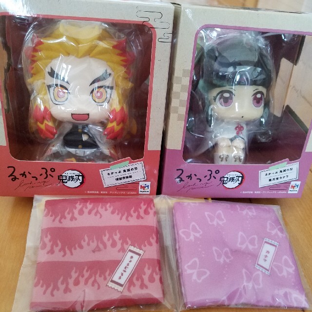 るかっぷ 鬼滅の刃 煉獄杏寿郎&栗花落カナヲセット(限定特典座布団付き ...