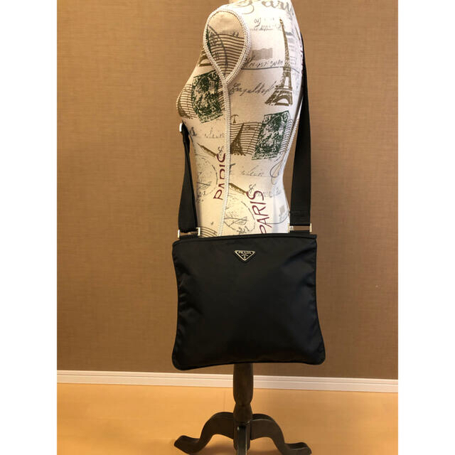 PRADA(プラダ)の■美品■プラダ/ショルダーバッグ/サコッシュ/PRADA/黒/ブラック レディースのバッグ(ショルダーバッグ)の商品写真