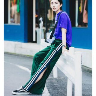 マウジー(moussy)のmoussy studiowear ラインパンツ(カジュアルパンツ)