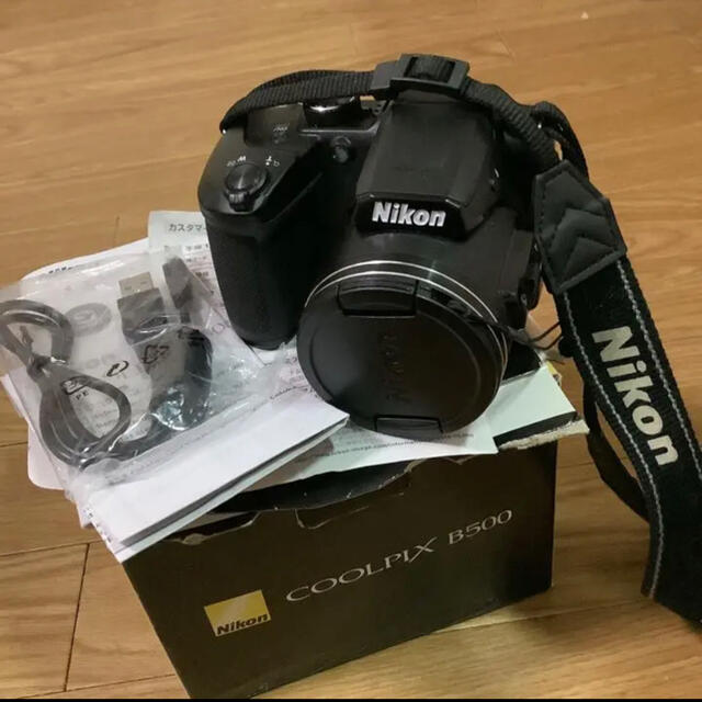 Nikon COOLPIXB500