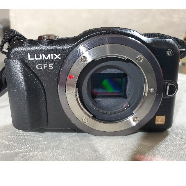 ショット数58回未使用新古品 ミラーレス一眼 LUMIX GF5 ブラック 2