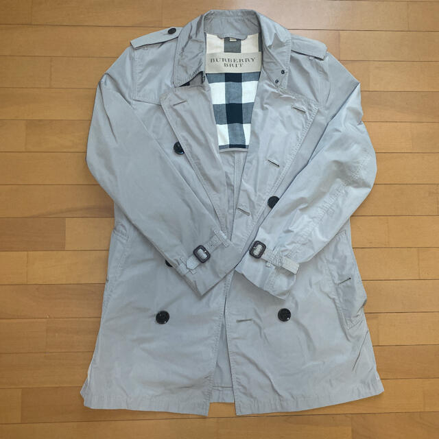 BURBERRY(バーバリー)の[美品！]BURBUERY BRIT バーバリーブリット ダブルトレンチコート メンズのジャケット/アウター(トレンチコート)の商品写真