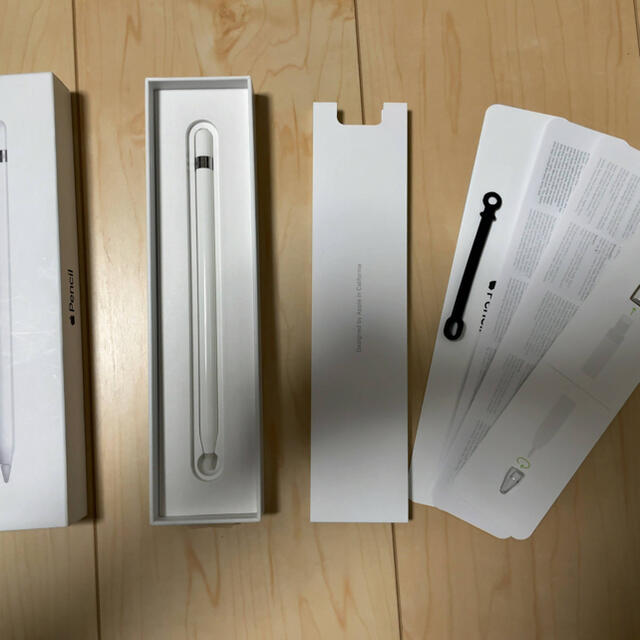 Apple(アップル)のApple pencil 第一世代 スマホ/家電/カメラのPC/タブレット(PC周辺機器)の商品写真