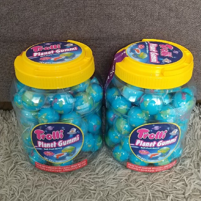 新品 地球グミ 61個 2ケースTrolli trolli トロリー