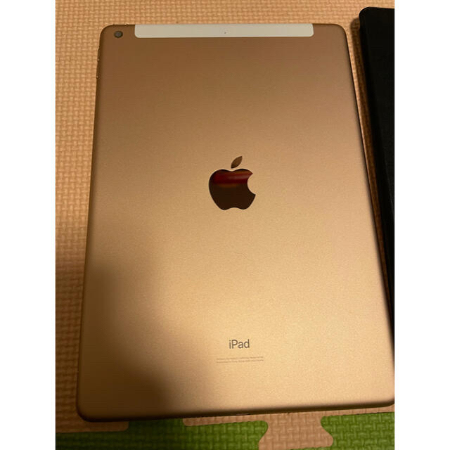 訳あり 美品 iPad 第7世代 32GB ゴールド MW6D2J/A ケース付