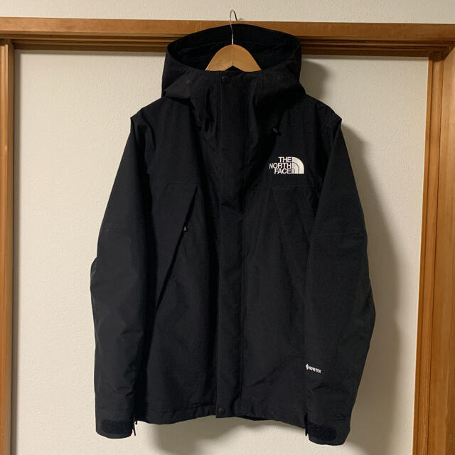 THE NORTH FACE(ザノースフェイス)のノースフェイス マウンテンジャケット M 黒 np61800 クリーニング済 メンズのジャケット/アウター(マウンテンパーカー)の商品写真