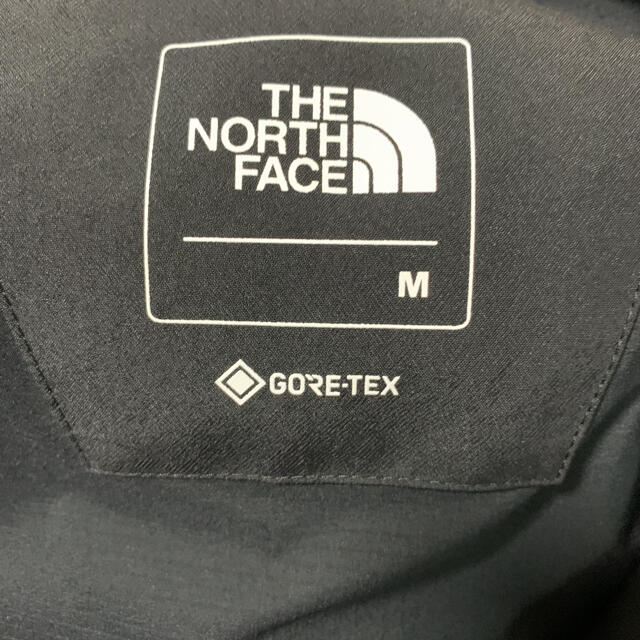 THE NORTH FACE(ザノースフェイス)のノースフェイス マウンテンジャケット M 黒 np61800 クリーニング済 メンズのジャケット/アウター(マウンテンパーカー)の商品写真