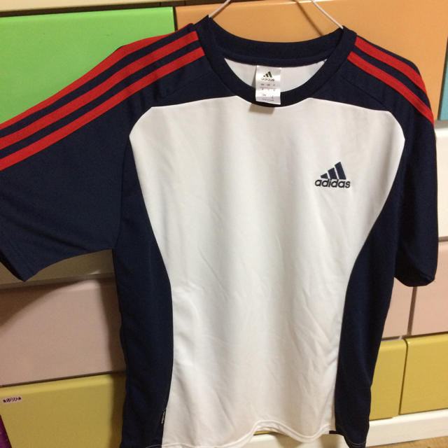 adidas(アディダス)のアディダスTシャツ メンズのトップス(Tシャツ/カットソー(半袖/袖なし))の商品写真