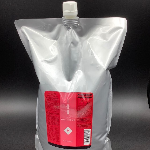 イオクリームメルトリペア2500ml×1、イオエッセンスモイスト100ml×4本