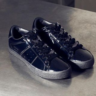 オニツカタイガー エナメルの通販 38点 | Onitsuka Tigerを買うならラクマ