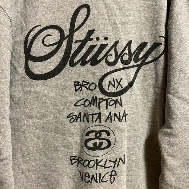 STUSSY(ステューシー)の90s 古着 ステューシー ワールドツアー バックプリント ビッグシルエット メンズのトップス(パーカー)の商品写真