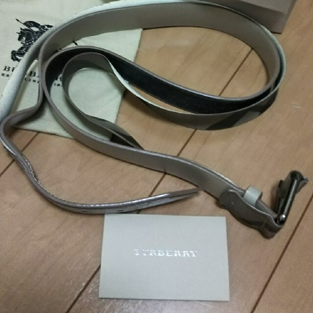 BURBERRY(バーバリー)のBURBERRY ベルト レディースのファッション小物(ベルト)の商品写真