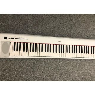 ヤマハ(ヤマハ)のYAMAHA NP-32WH ほぼ未使用品　付属品フルセット(電子ピアノ)