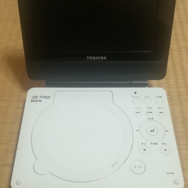 東芝(トウシバ)の東芝　DVDプレイヤー スマホ/家電/カメラのオーディオ機器(ポータブルプレーヤー)の商品写真