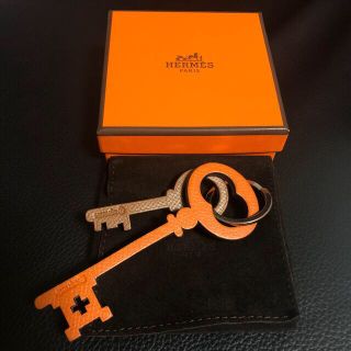 エルメス(Hermes)のHERMES エルメス プティアッシュ キーホルダー キーモチーフ マルチカラー(チャーム)