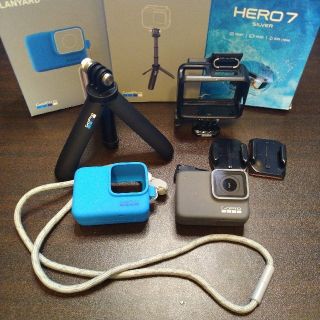 ゴープロ(GoPro)のアクション カメラ ゴープロ GoPro Hero7 silver セット  (ビデオカメラ)