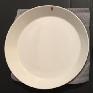 イッタラ(iittala)のイッタラ　ティーマ　ホワイト　26cm 2枚セット(食器)