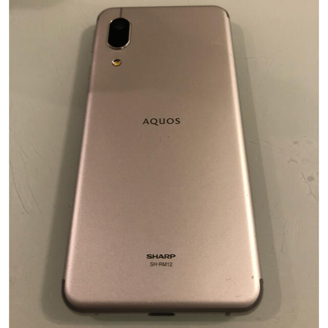 AQUOS(アクオス)のAQUOS sense3 lite 64GB SH-RM12 シルバーホワイト スマホ/家電/カメラのスマートフォン/携帯電話(スマートフォン本体)の商品写真