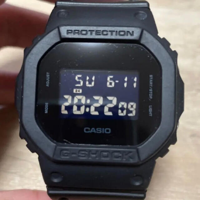 G-SHOCK(ジーショック)のG-SHOCK DW-5600BB メンズの時計(腕時計(デジタル))の商品写真