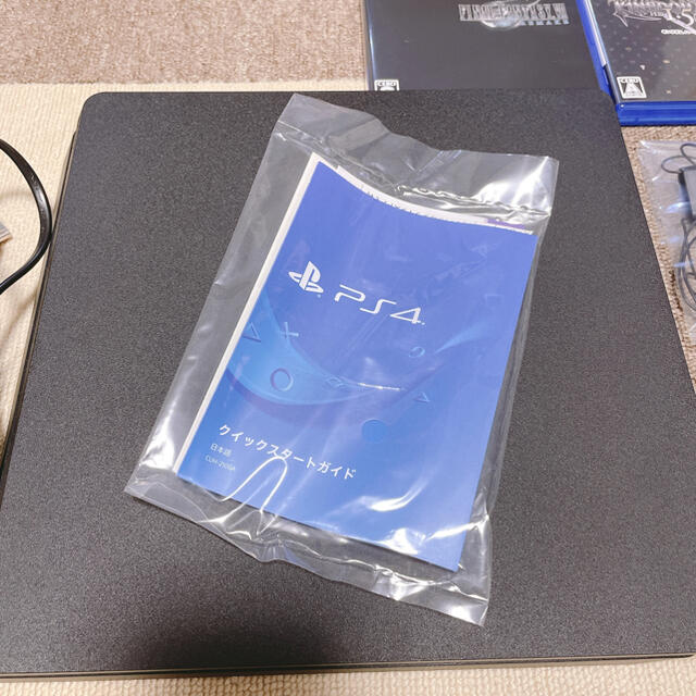 PlayStation®4 ジェット・ブラック 500GB  CUH2100A