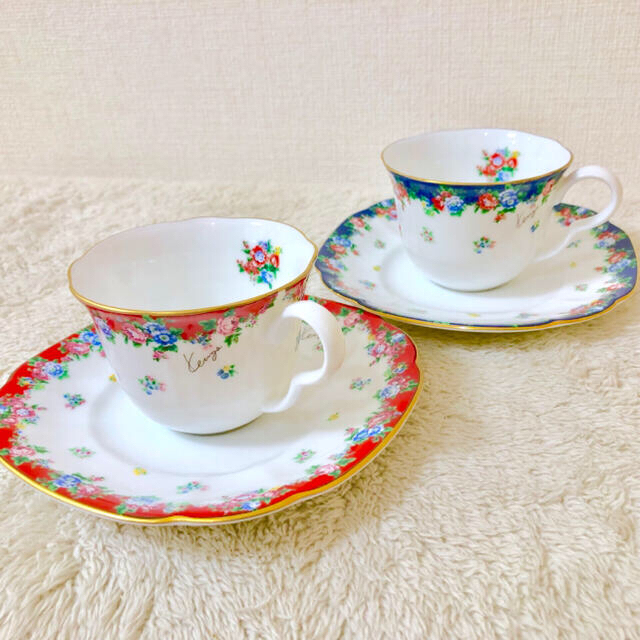 KENZO 新品 ケンゾー カップ&ソーサー 2客セット 赤紺色花柄 ロゴ入り