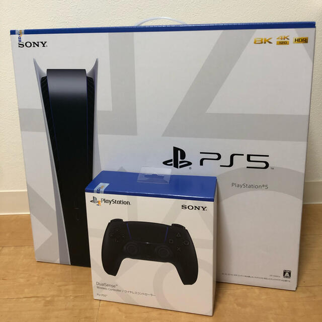 PlayStation(プレイステーション)のSONY PlayStation5 CFI-1100A01 エンタメ/ホビーのゲームソフト/ゲーム機本体(家庭用ゲーム機本体)の商品写真