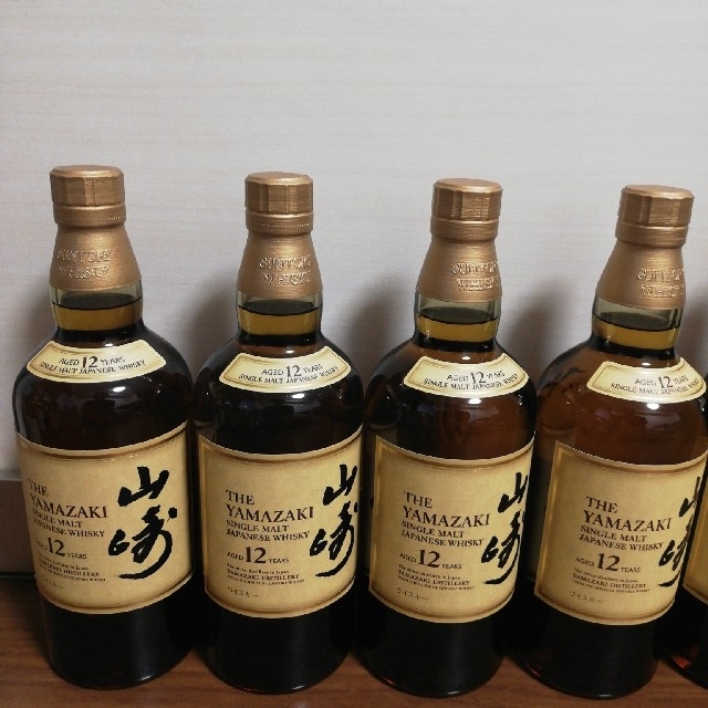 サントリー　山崎　12年　700ml　８本セット　新品未開栓品