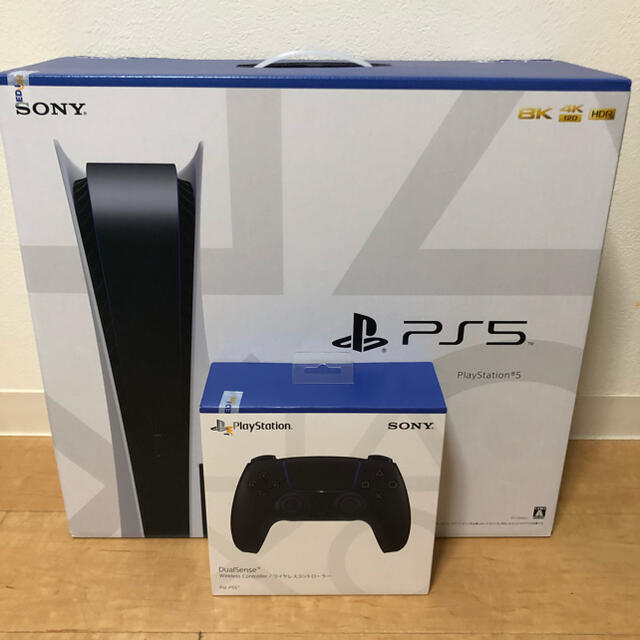 PlayStation(プレイステーション)のSONY PlayStation5 CFI-1100A01 エンタメ/ホビーのゲームソフト/ゲーム機本体(家庭用ゲーム機本体)の商品写真