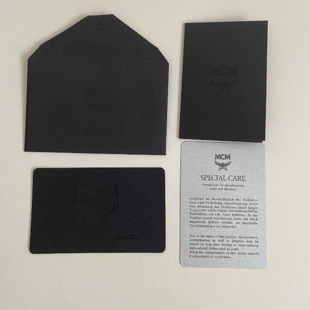 MCM(エムシーエム)の【新品・未使用】MCM　メンズ　二つ折り財布　ブラック メンズのファッション小物(折り財布)の商品写真