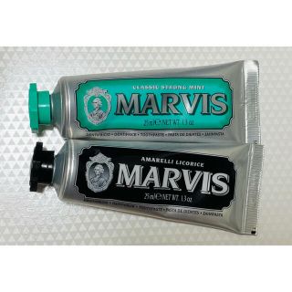 マービス(MARVIS)のマービス　歯磨き粉　25ml 緑&黒セット(歯磨き粉)