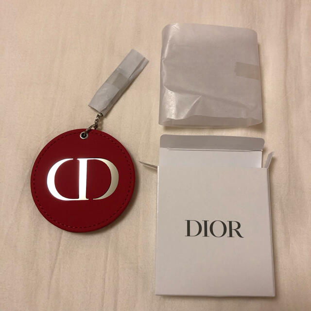 Dior(ディオール)のディオール　ノベルティ　ミラー　赤　レッド　DIOR レディースのファッション小物(ミラー)の商品写真