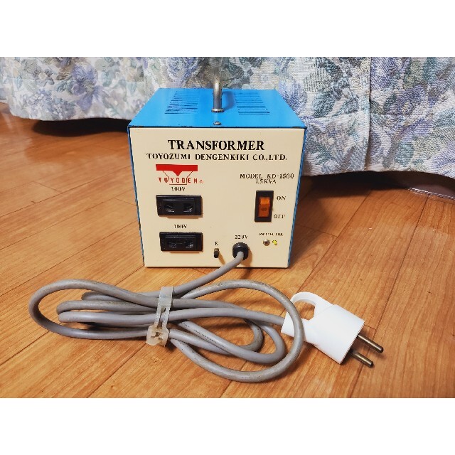 ☆TOYOZUMI☆変圧器 ダウントランス □KD-1500□1.5KVAの通販 by ☆TOYOZUMI☆変圧器 ダウントランス □KD-1500□1.5KVAの通販 by