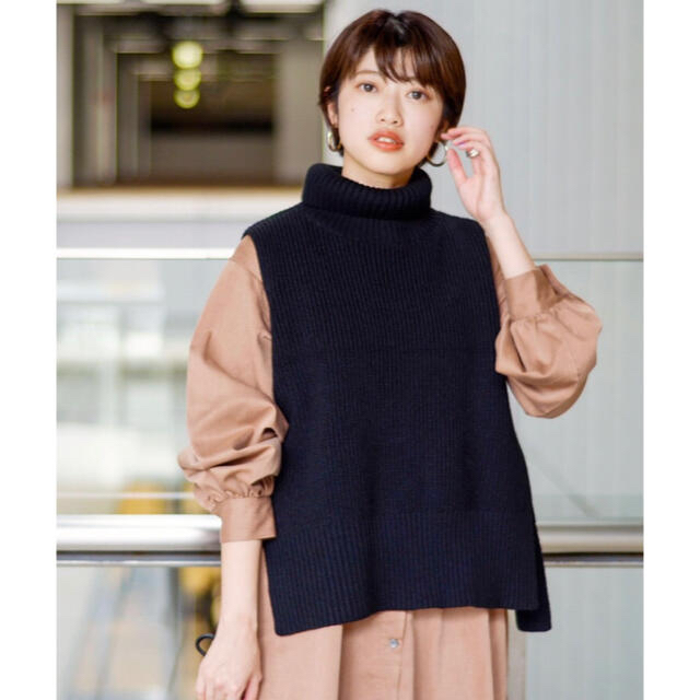 SHIPS for women(シップスフォーウィメン)の新品　SHOP PRESS   ベストセットワンピース  レディースのワンピース(ロングワンピース/マキシワンピース)の商品写真