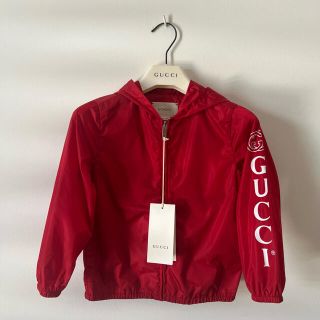 グッチ(Gucci)の〈新品未使用タグ付き〉GUCCI子供服 男の子 ナイロンジャケット(ジャケット/上着)