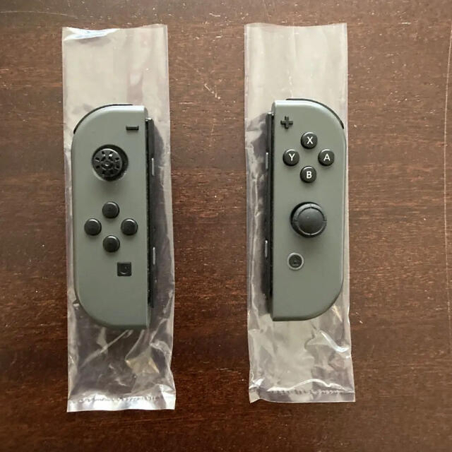 NIKE(ナイキ)のスプラトゥーン2スイッチケース付きNintendo Switch 中古品 メンズのメンズ その他(その他)の商品写真