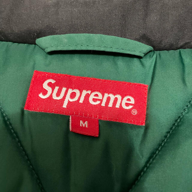 Supreme(シュプリーム)のSupreme puffy hockey jacket ホッケー ジャケット メンズのジャケット/アウター(ダウンジャケット)の商品写真