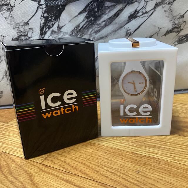 ice watch(アイスウォッチ)のice watch ローズゴールド レディースのファッション小物(腕時計)の商品写真